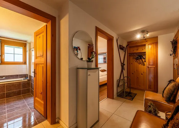 Charming Alpin Violett Apartment Zermatt