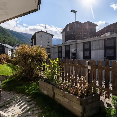 Charming Alpin Violett Apartman *