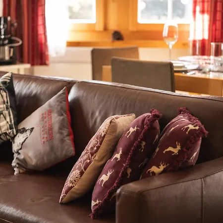 Charming Alpin Violett Apartment